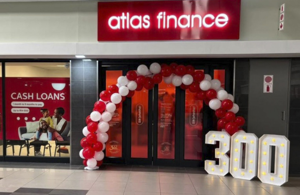 Bucking the branch closure trend, Atlas Finance reaches 300 stores